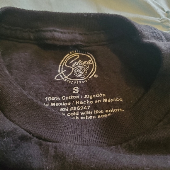 Selena Como La Flor T-shirt - Picture 2 of 2